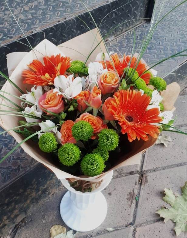 Букет цветов из: Герберы, Хризантемы, Альстромерии и Розы в Центральный Тульская область