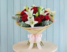 Букет цветов из:  Лилии и Розы #REPLACE_PRED# Центральный Тульская область