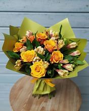 Букет цветов из:  Альстромерии и Розы в Центральный Тульская область