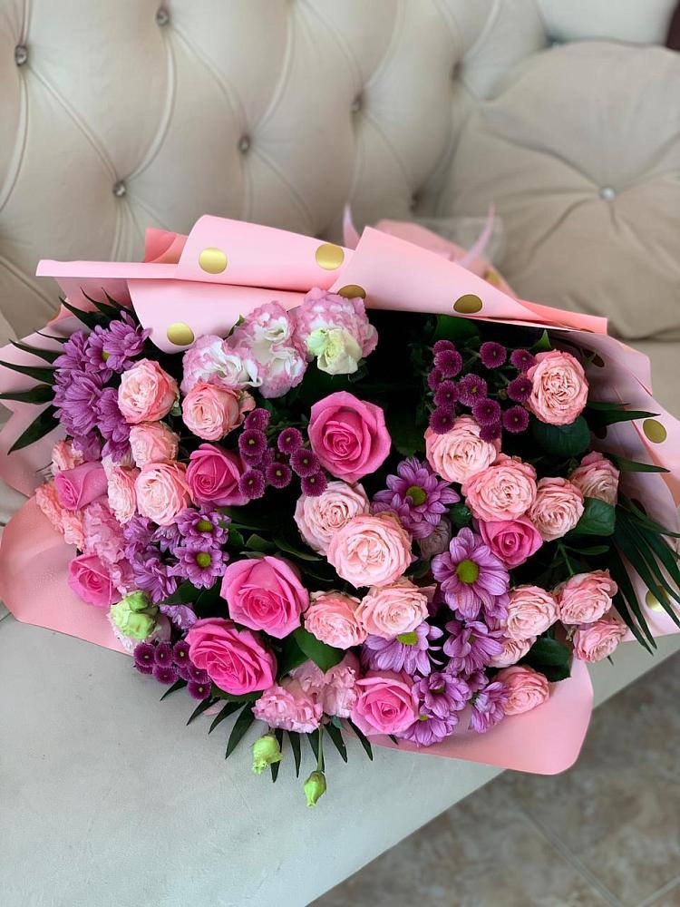 Букет цветов из: Хризантемы, Розы и Лизиантусы в Центральный Тульская область