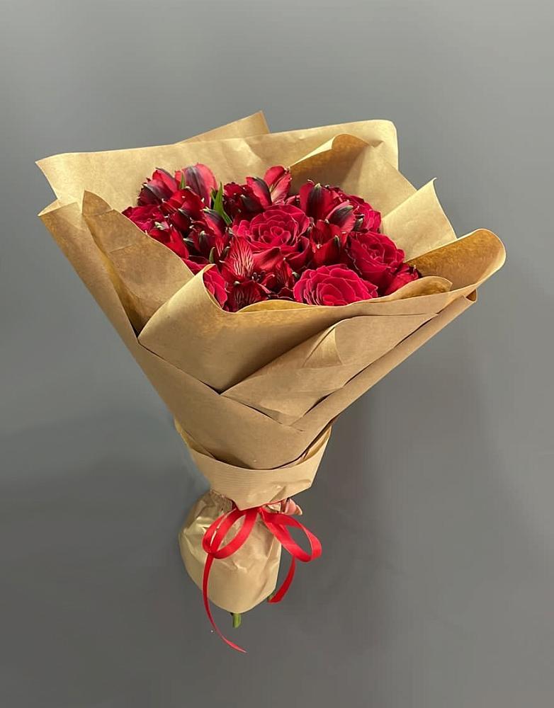 Букет цветов из: Альстромерии и Розы в Центральный Тульская область