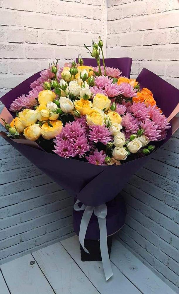 Букет цветов из: Хризантемы и Розы в Центральный Тульская область
