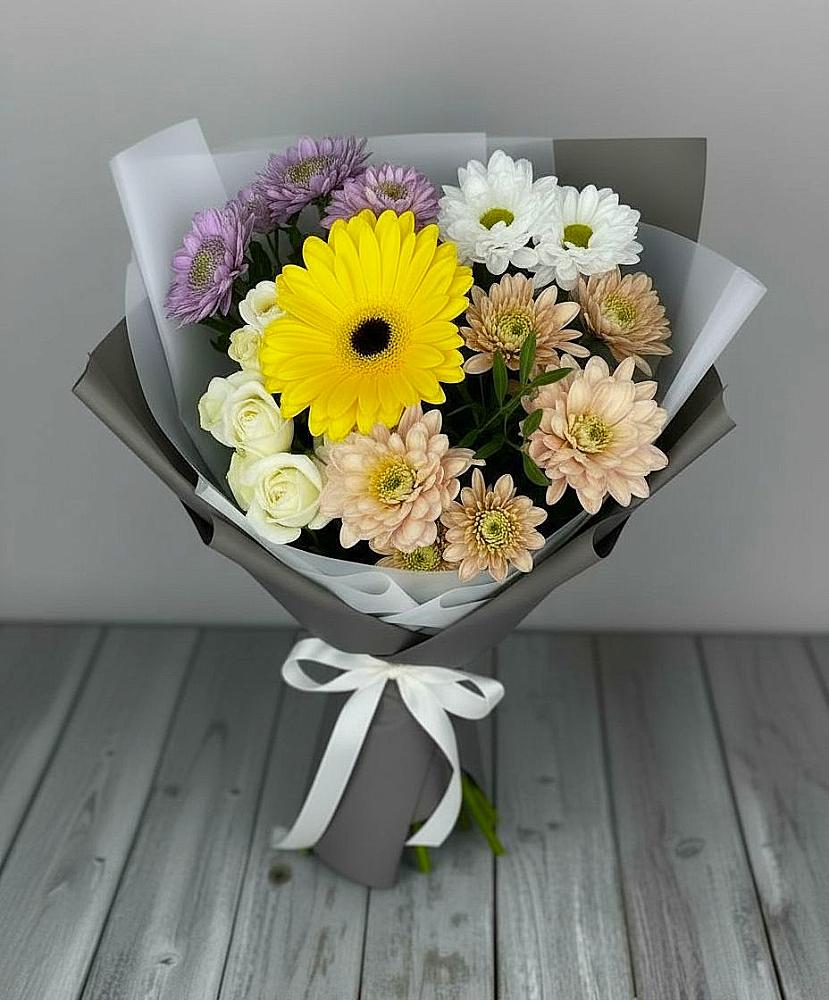 Букет цветов из: Розы, Герберы и Хризантемы в Центральный Тульская область