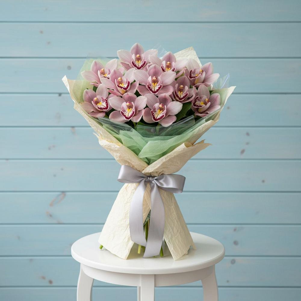 Букет цветов из: Орхидеи и Розы в Центральный Тульская область