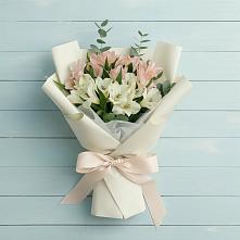 Букет цветов из:  Альстромерии в Центральный Тульская область