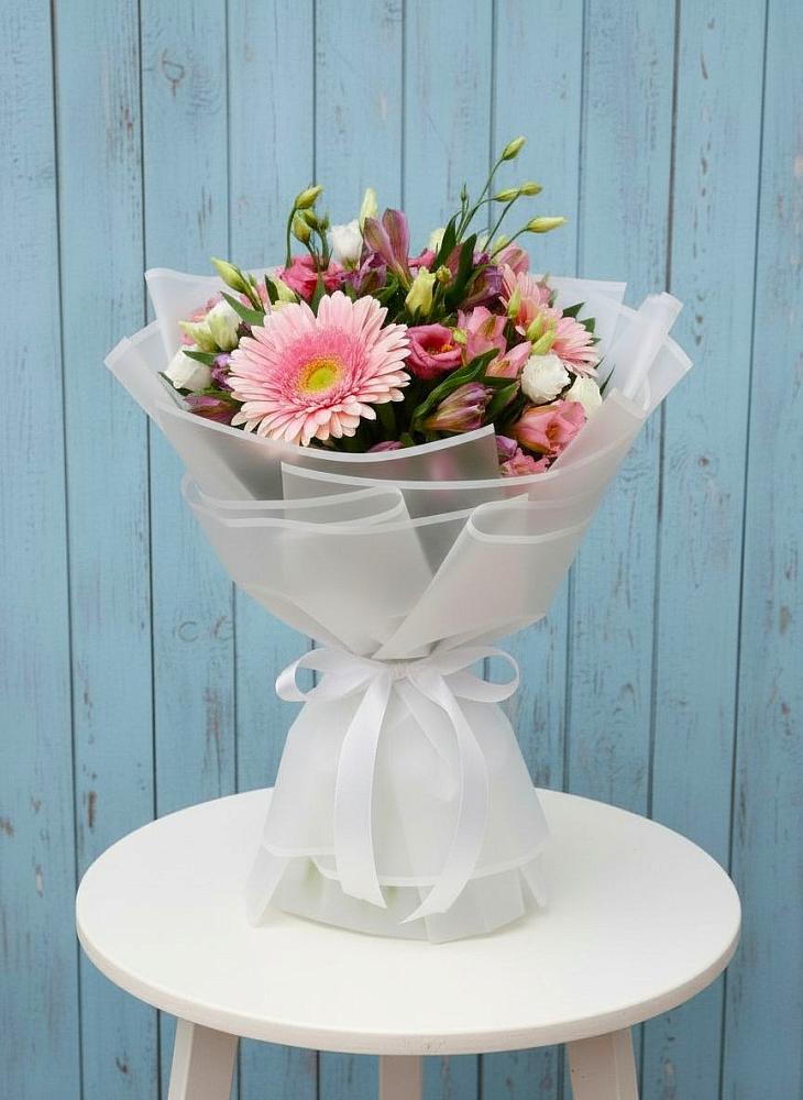 Букет цветов из: Герберы, Альстромерии и Лизиантусы в Центральный Тульская область