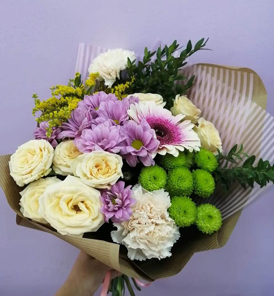 Букет цветов из: Хризантемы, Розы, Гвоздики и Герберы в Центральный Тульская область