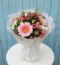 Букет цветов из:  Герберы, Альстромерии и Лизиантусы в Центральный Тульская область