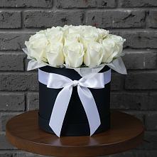 Цветочная композиция из Розы в шляпной коробке в Центральный Тульская область